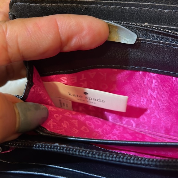 Kate Spade Wallet 💞 - Picture 9 of 12